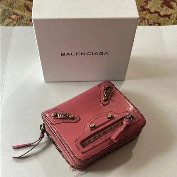 Balenciaga Rose Leather Zip Wallet - Picture 1 of 6